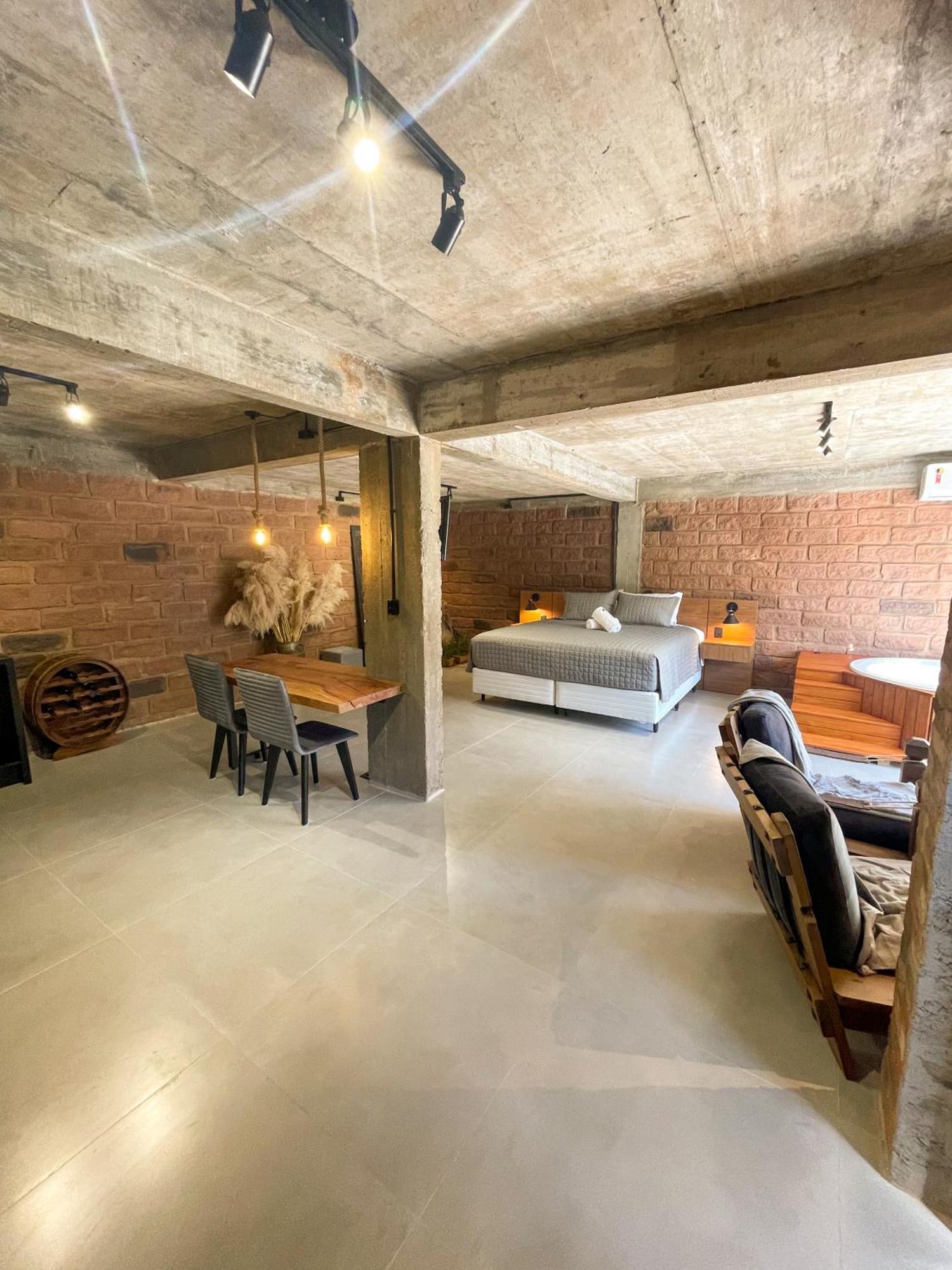 Pietra Rossa- Vale Dos Vinhedos Hotel Bento Goncalves Ngoại thất bức ảnh